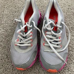 Reebok Zig Running Shoes size 5.5